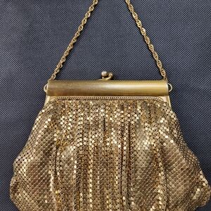 Vintage Whiting and Davis mesh bag with change purse little wear